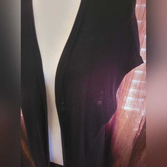 Duster - Picture 2 of 4